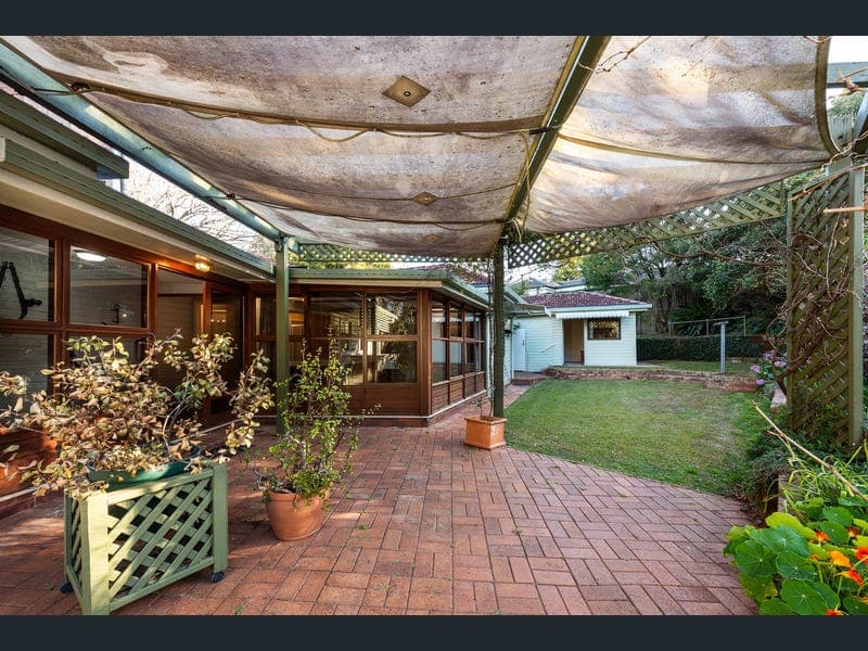 13 Cottesloe Street, East Toowoomba — photo 1 of 5