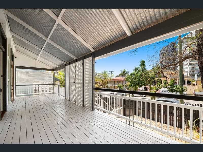 10 Brereton Street, South Brisbane — photo 1 of 5