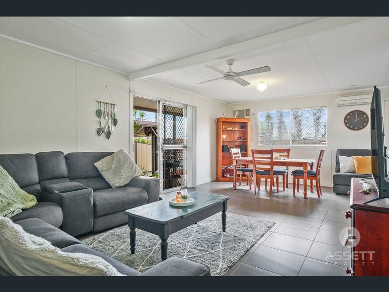 25 SCOTTS ROAD, Ripley — photo 1 of 5