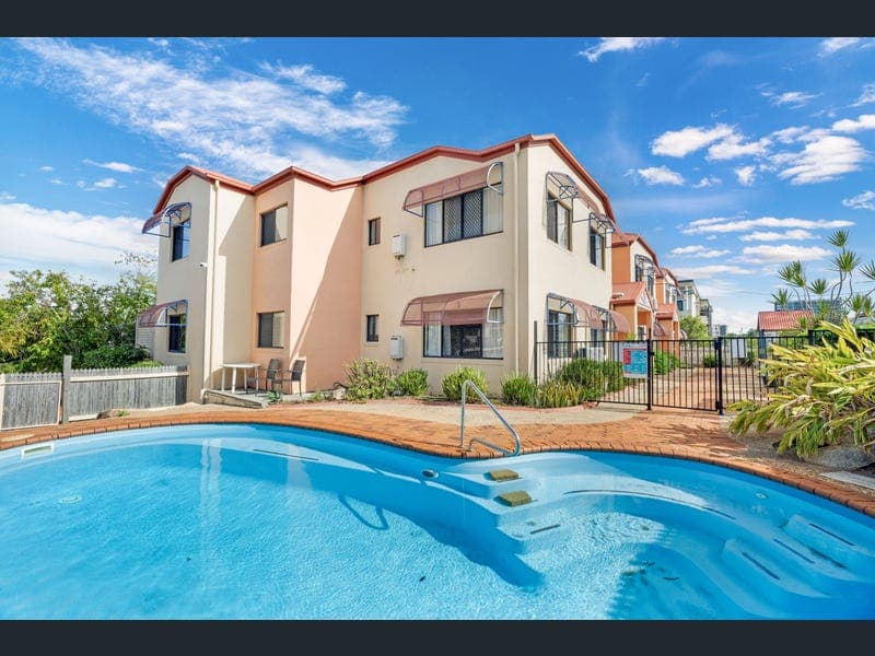 1/81 Central Lane, Gladstone Central — photo 1 of 5