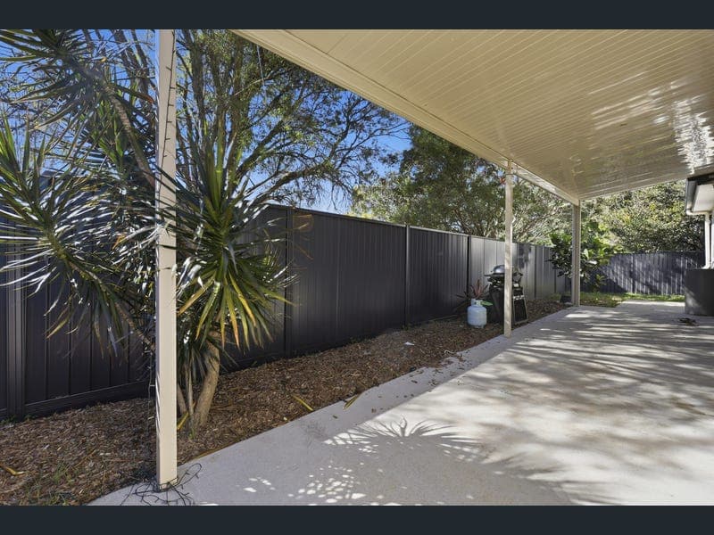House 2/231 King Street, Caboolture — photo 1 of 5