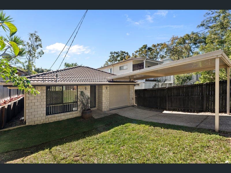 44 Pershing Street, Keperra — photo 1 of 5