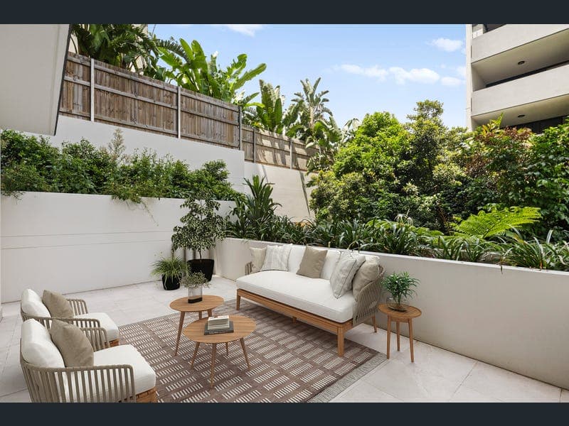 21 Carl Street, Woolloongabba — photo 1 of 5