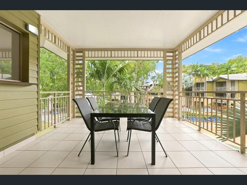835/63 Williams Esplanade, Palm Cove — photo 1 of 5