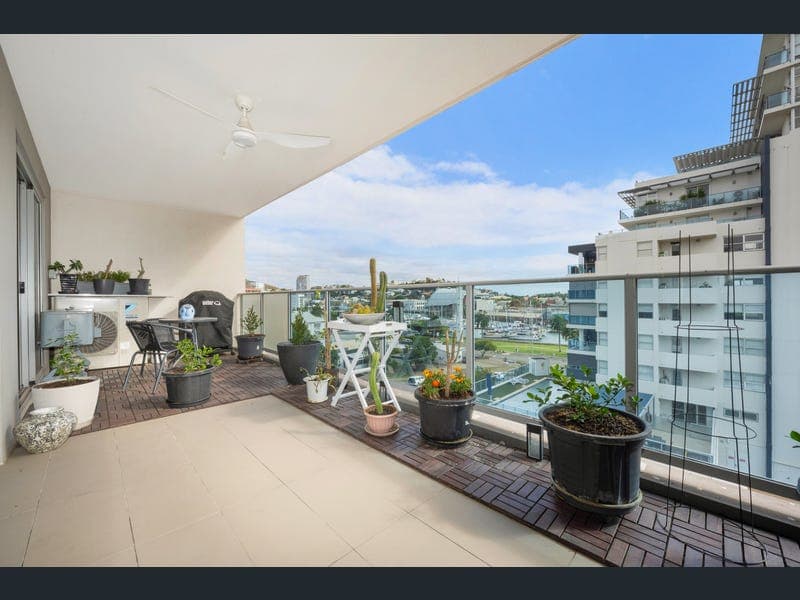 606/68 Mcilwraith Street, South Townsville — photo 1 of 5