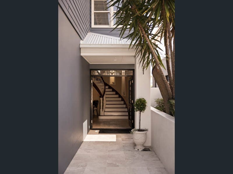 58 Anthony Street, Hamilton — photo 1 of 5