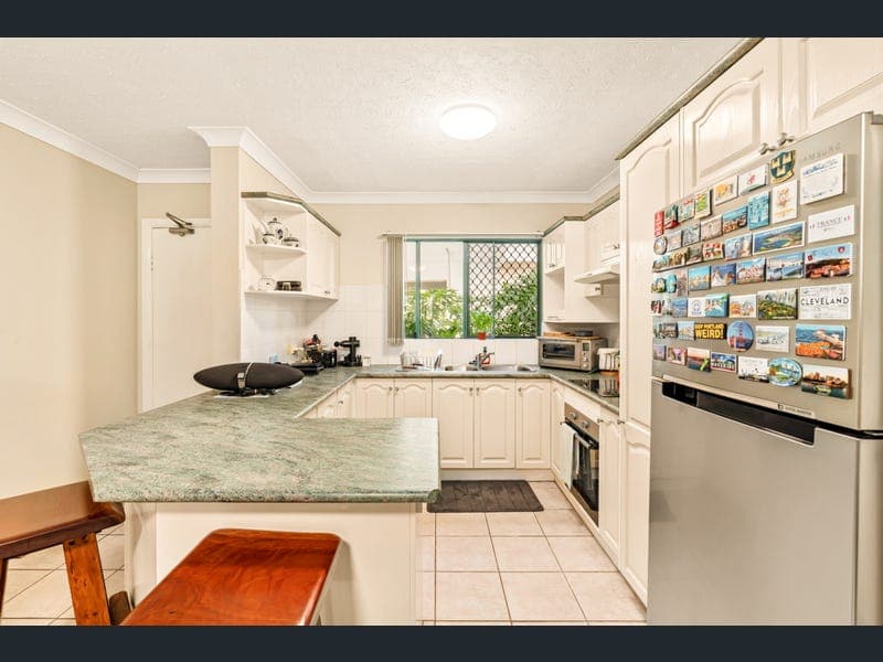 1/11 Wongara Street, Clayfield — photo 1 of 5