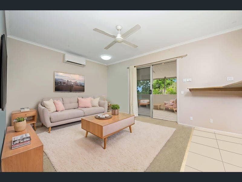 10/10 Snelham Street, Rosslea — photo 1 of 5