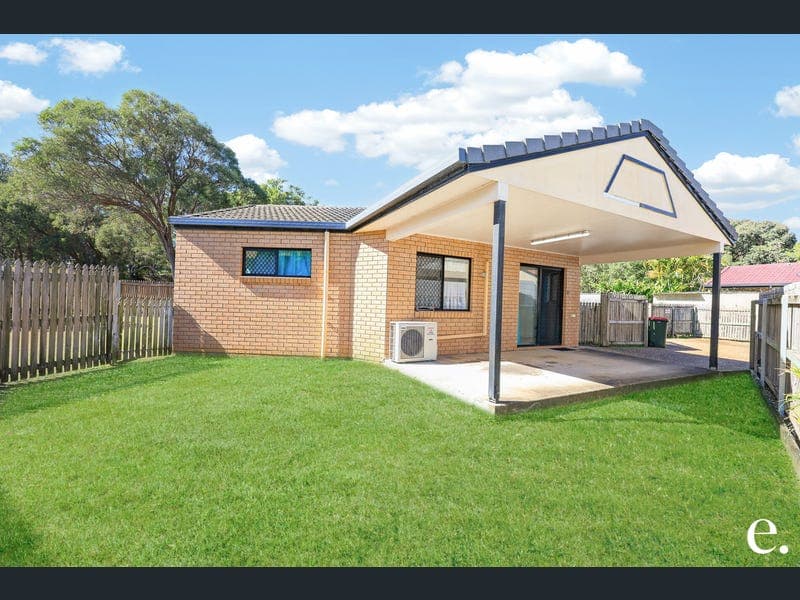 12/4-10 Short Street, Taranganba — photo 1 of 5