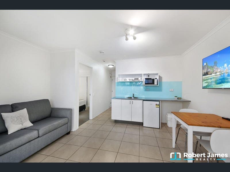527 & 528/3 Hilton Tce, Tewantin — photo 1 of 5