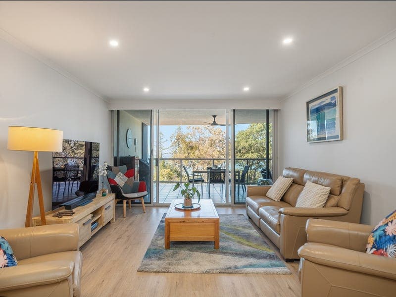 14/41-43 Marine Parade, Redcliffe — photo 1 of 5