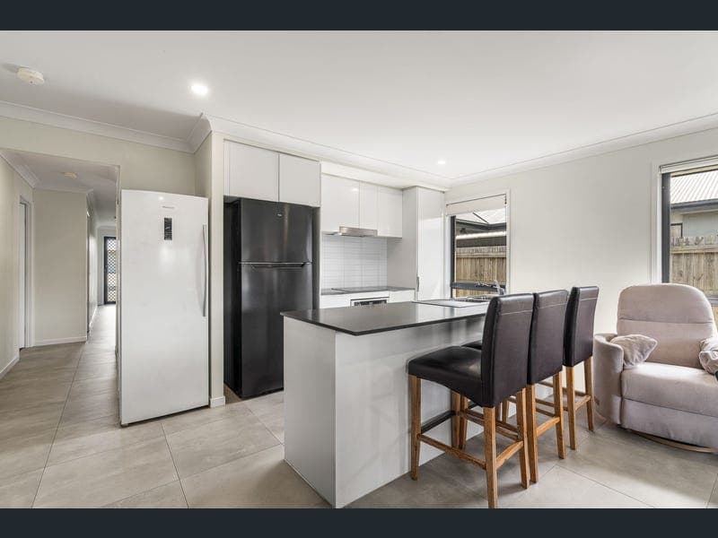12 Riordan Street, Logan Reserve — photo 1 of 5