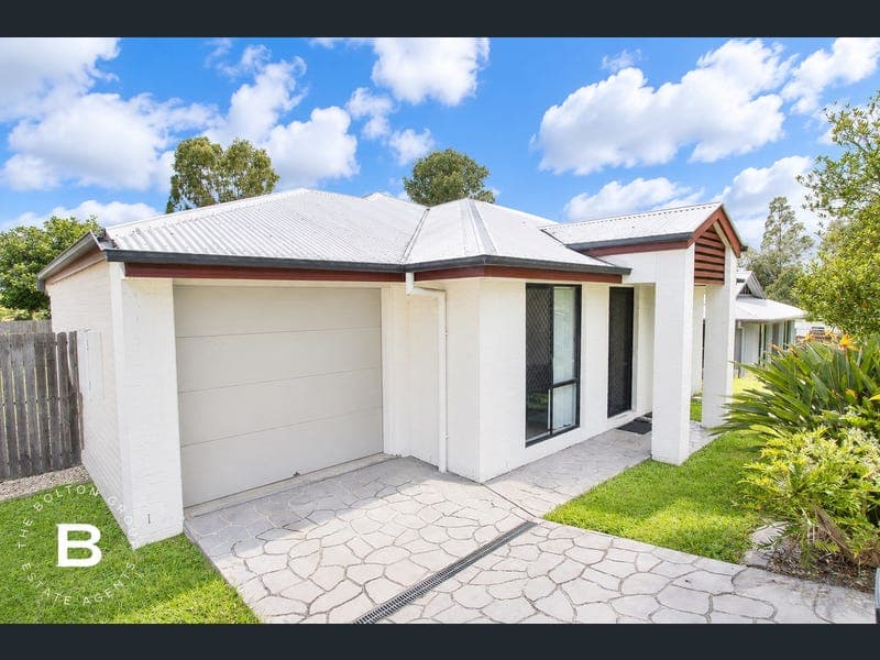 7 Moore Street, Redbank Plains — photo 1 of 5