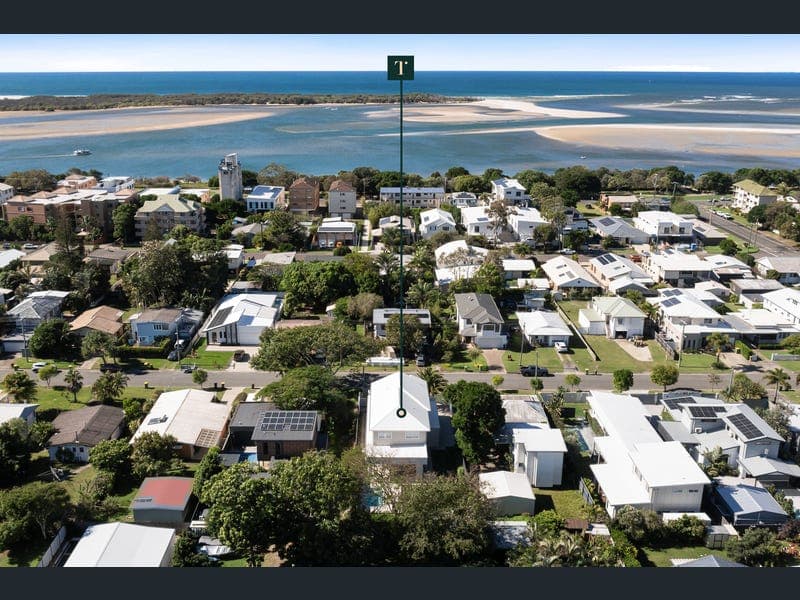 38 Palmer Avenue, Golden Beach — photo 1 of 5