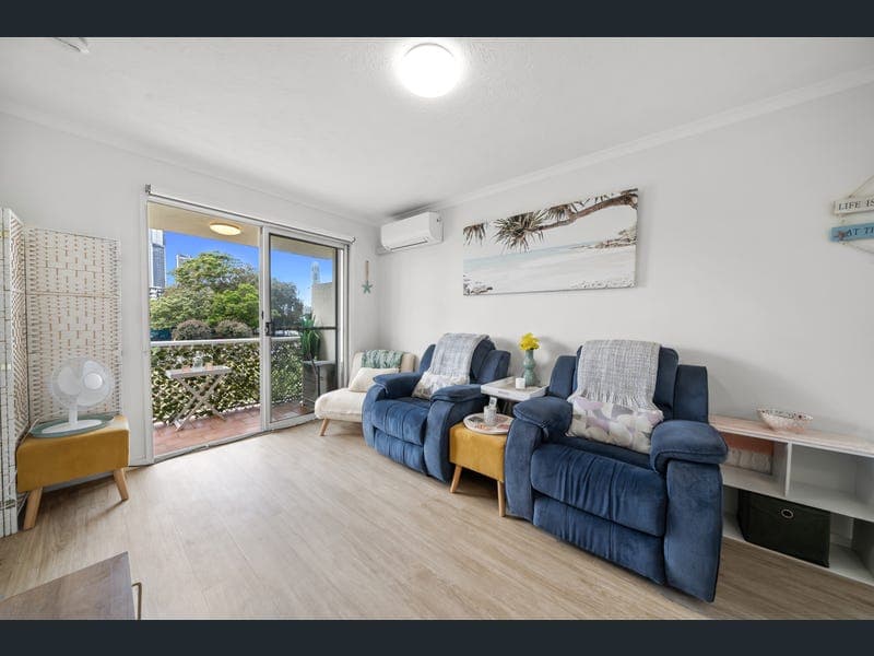 12/3-5 Anembo Street, Chevron Island — photo 1 of 5