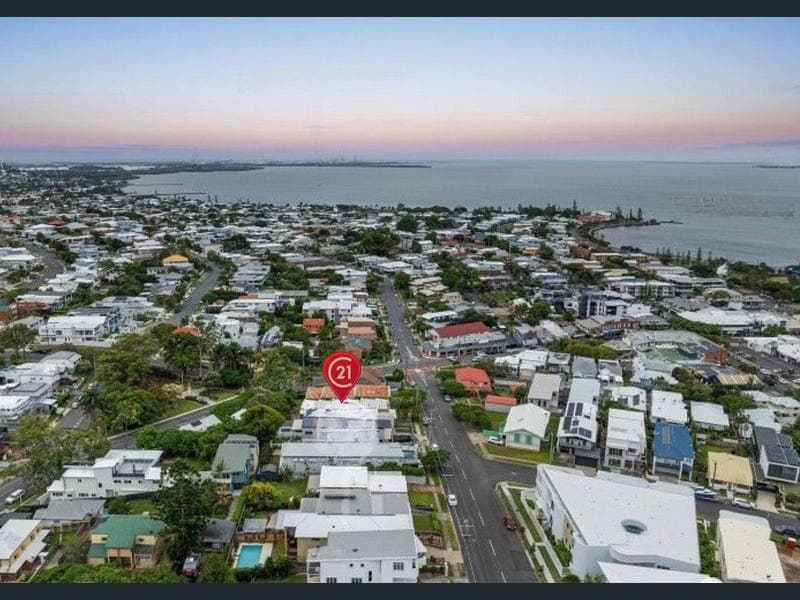 1/11 Arnold Street, Manly — photo 1 of 5