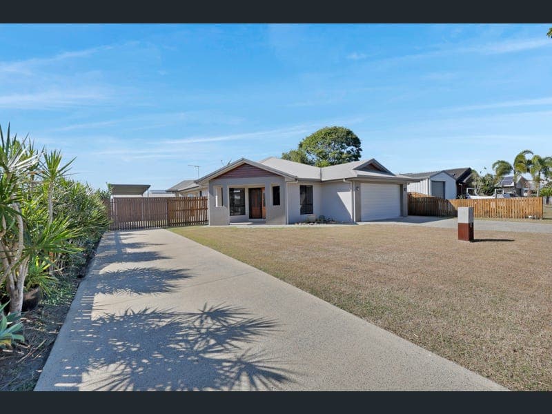 5 Sheedy Crescent, Marian — photo 1 of 5