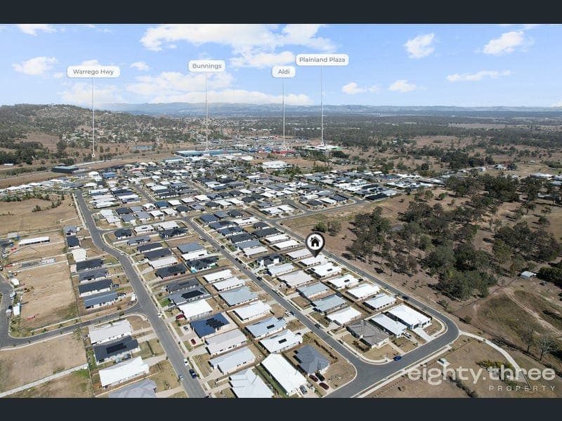 26 Darling Circuit, Plainland — photo 1 of 5