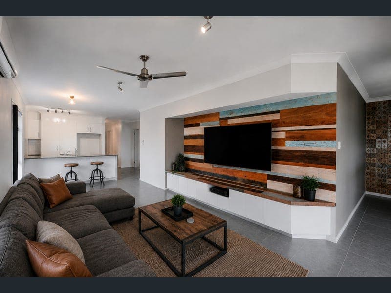 20 Copal Drive, Logan Reserve — photo 1 of 5