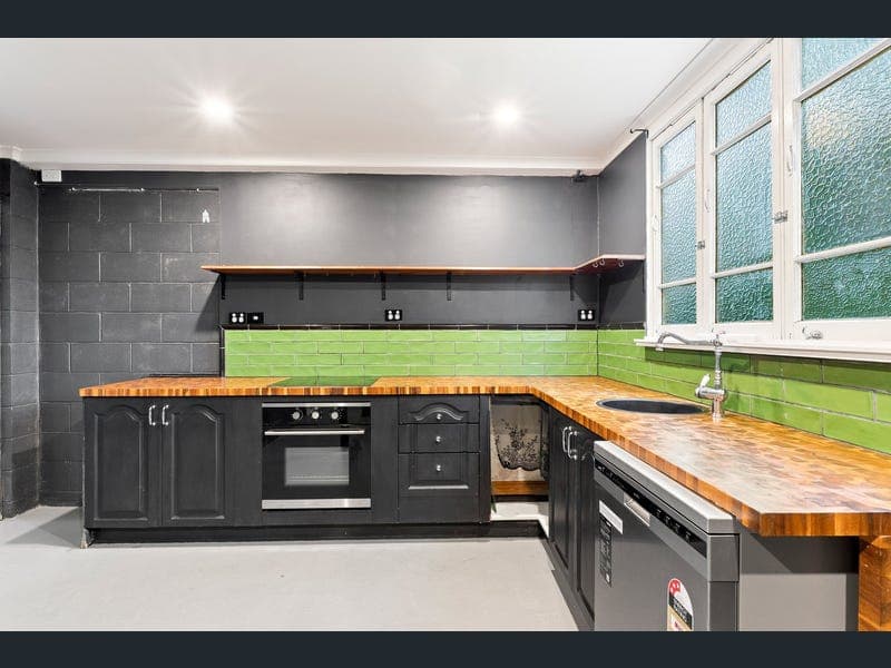6/404-418 Mccoombe Street, Mooroobool — photo 1 of 5