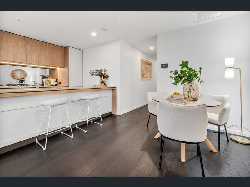 51306/21 Mollison Street, West End — photo 1 of 5