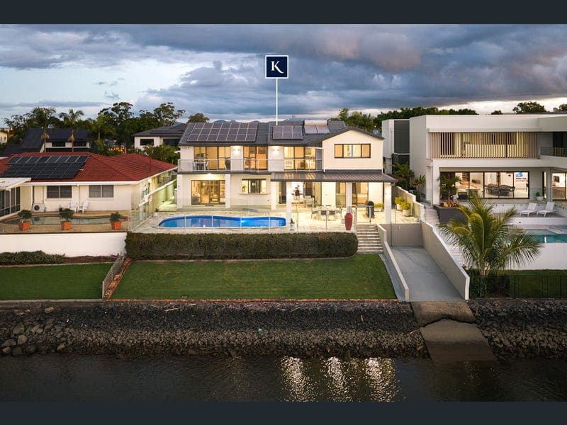 25 Namatjira Court, Broadbeach Waters — photo 1 of 5