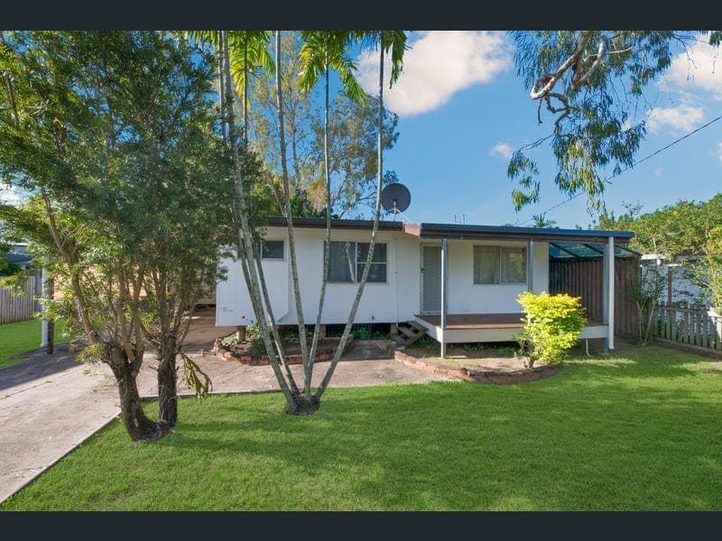 12 Jennifer Street, Kelso — photo 1 of 5