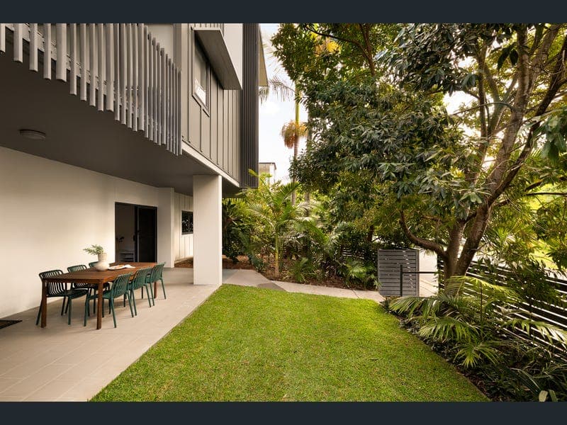 1/2-4 Garden Terrace, Newmarket — photo 1 of 5