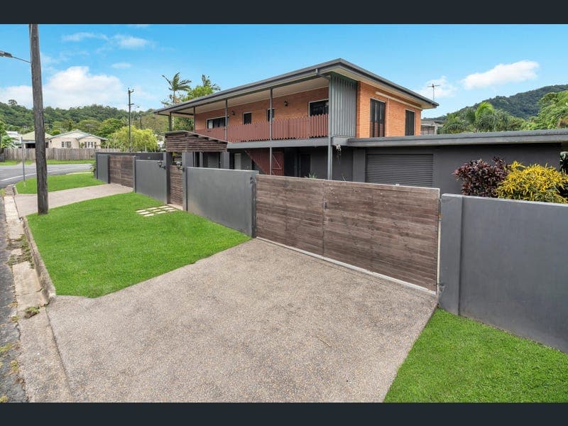 174 Mcmanus Street, Whitfield — photo 1 of 5