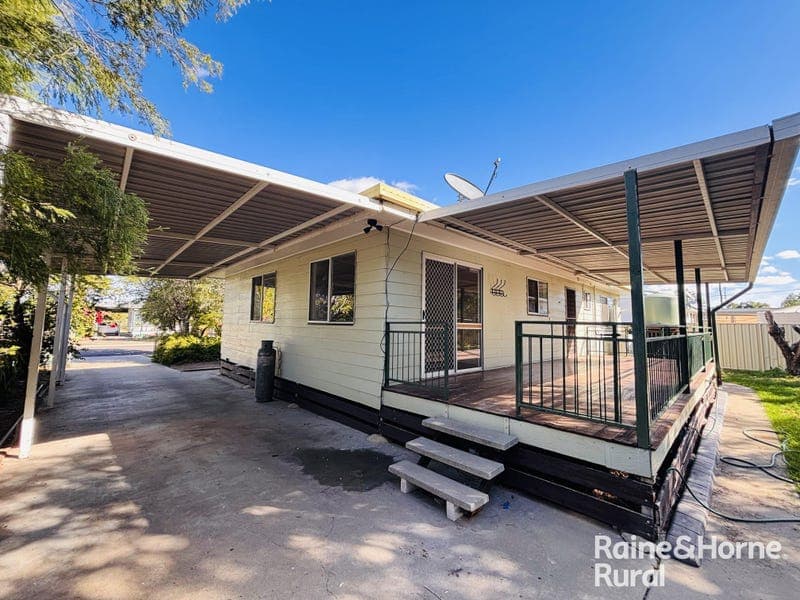 5 Robertson Street, Roma — photo 1 of 5