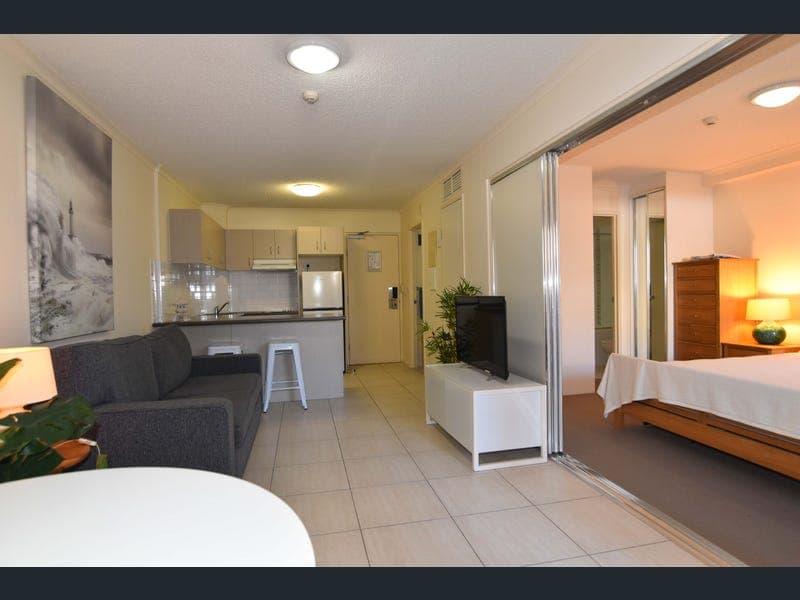 101/180 Alexandra Parade, Alexandra Headland — photo 1 of 5