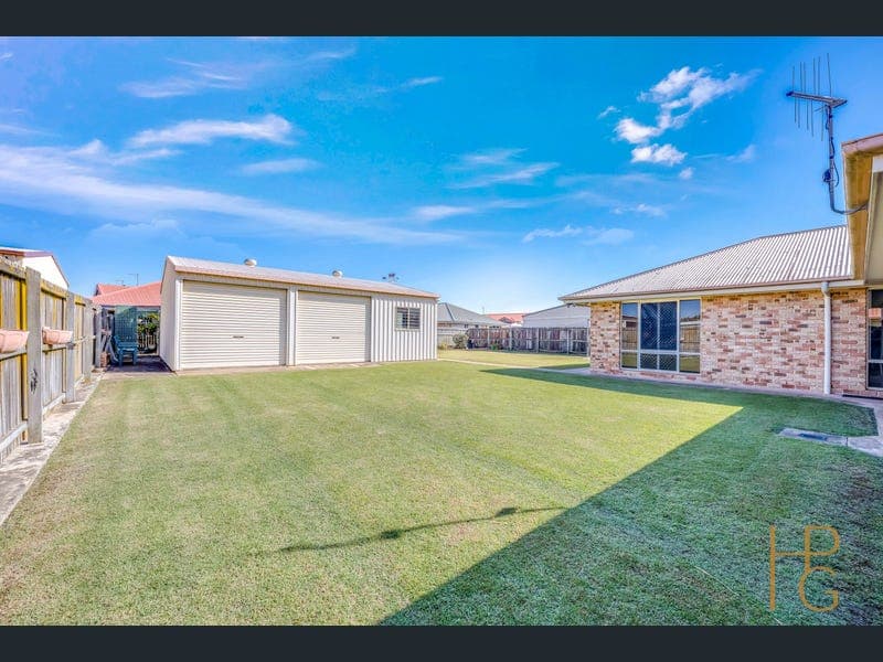 59 Lakeview Drive, Bundaberg North — photo 1 of 5