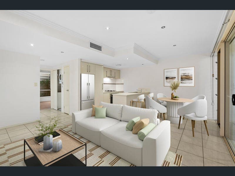 1/76 Durham Street, St Lucia — photo 1 of 5