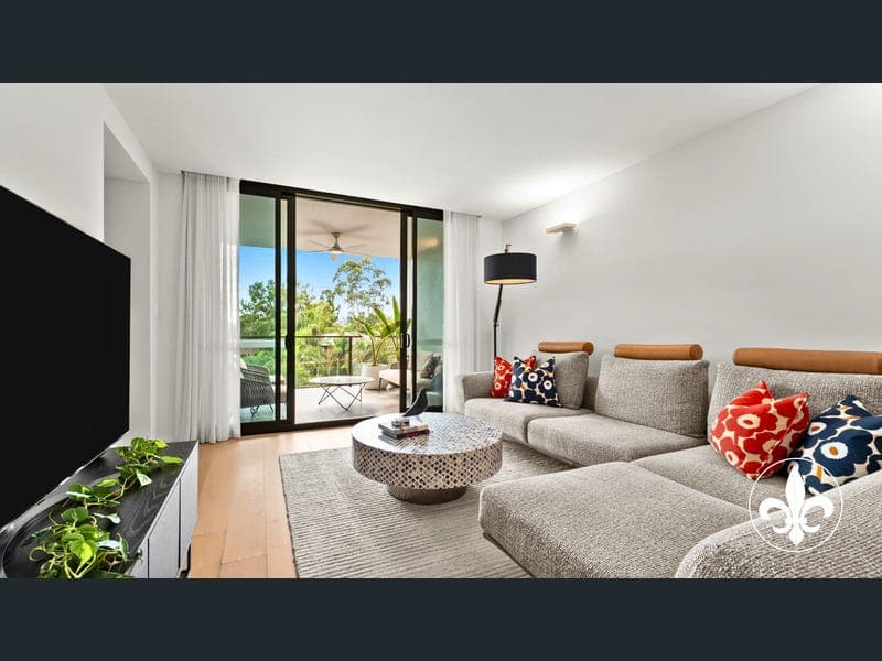 306/68 Sir Fred Schonell Drive, St Lucia — photo 1 of 5