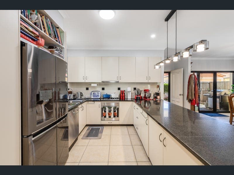 5/224 Herries Street, Newtown — photo 1 of 5