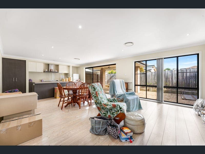 43 Combs Street, Yarrabilba — photo 1 of 5