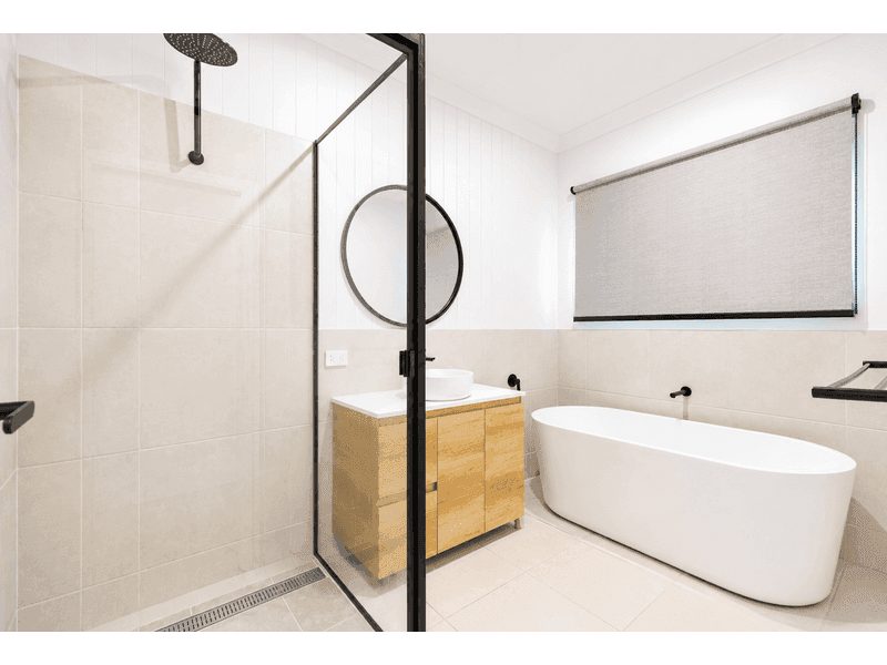 64 South Molle Boulevard, Cannonvale — photo 1 of 5