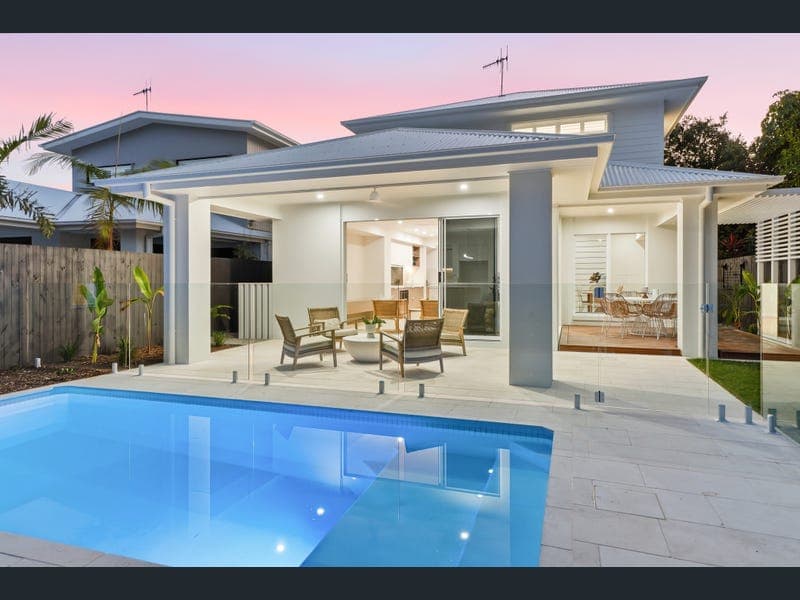 41 Myles St, Tewantin — photo 1 of 5