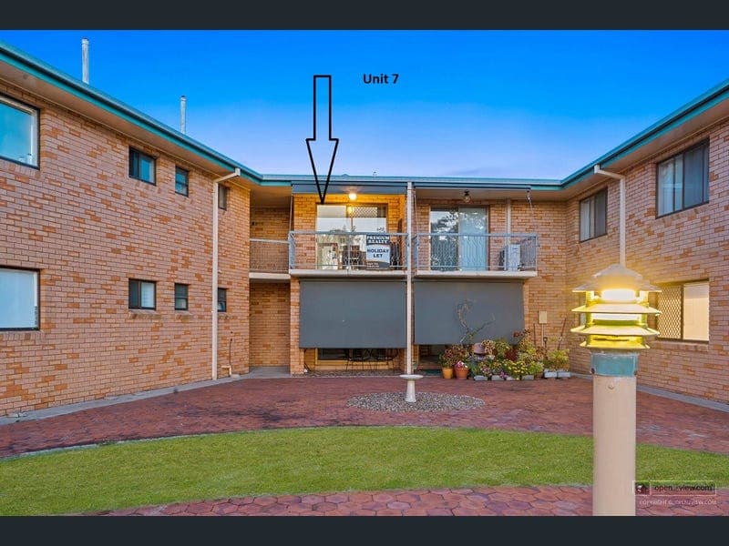 7/137 WELSBY PARADE, Bongaree — photo 1 of 5