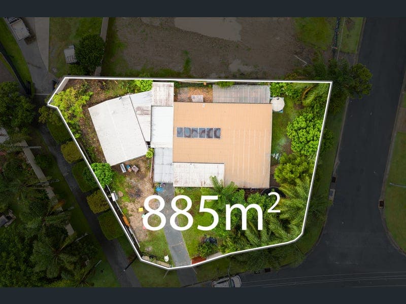 2 Ainslee Court, Mount Warren Park — photo 1 of 5