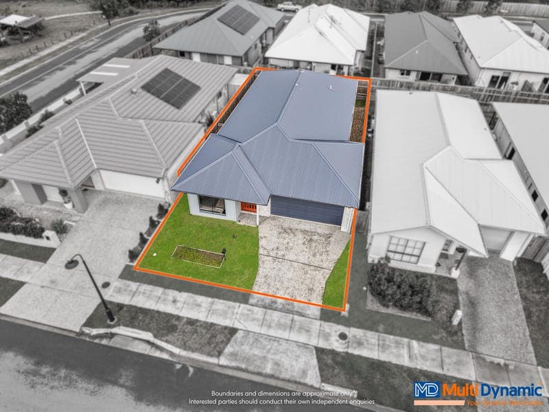 20 Radiant Circuit, Morayfield — photo 1 of 5