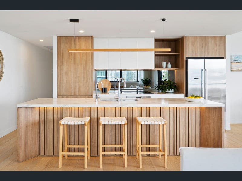 501/6 Palm Beach Avenue — photo 1 of 5