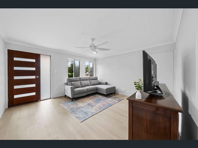 Lot 2/18 Macquarie Street, Capalaba — photo 1 of 5