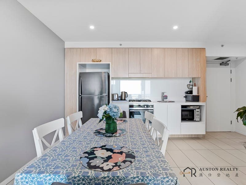 1013/35 Hercules Street, Hamilton — photo 1 of 5