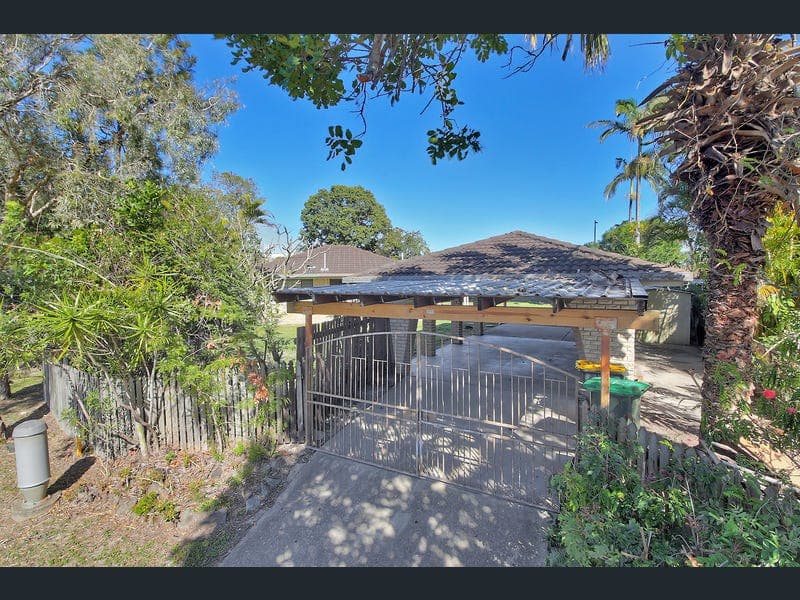 1 Ulmarra Crescent, Strathpine — photo 1 of 5