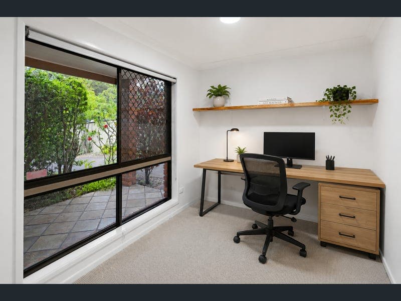 1 Bundoran Close, Westlake — photo 1 of 5
