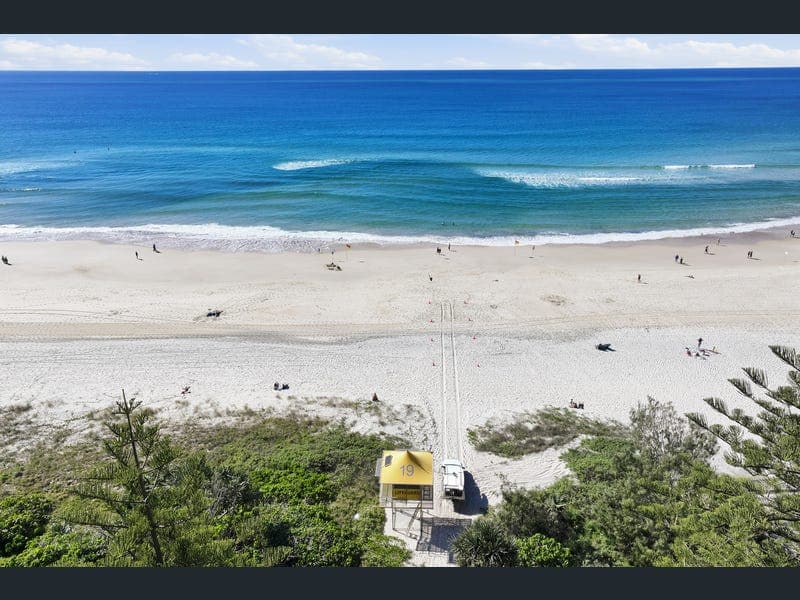 2/158 The Esplanade, Burleigh Heads — photo 1 of 5