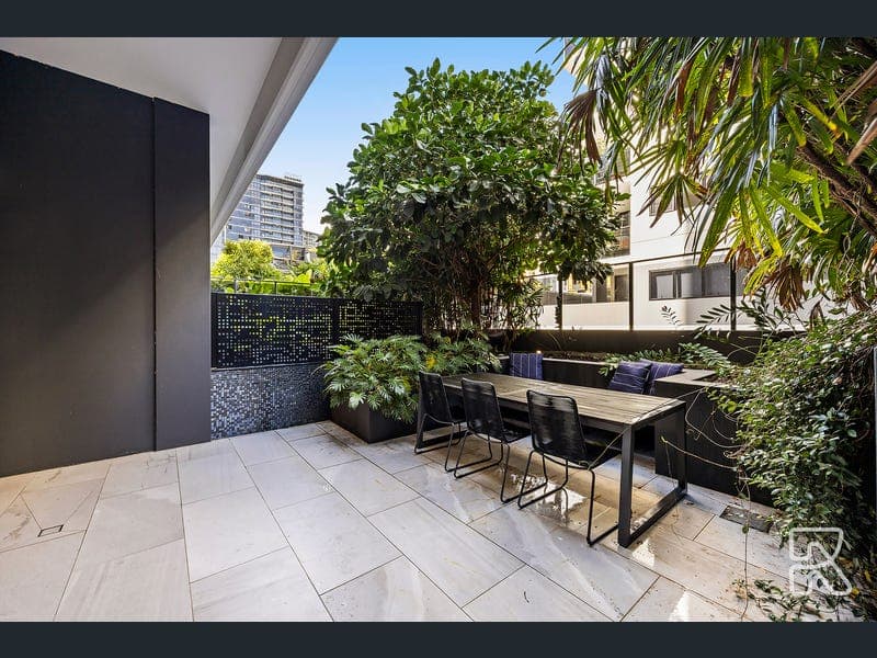 5/71 Doggett Street, Newstead — photo 1 of 5