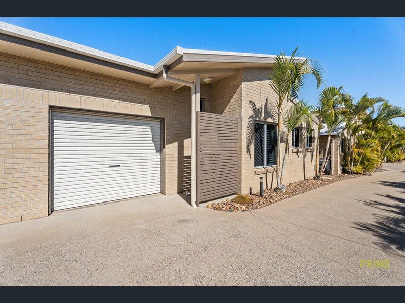 8/1 Urraween Road — photo 1 of 5