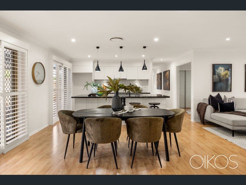 8 Octantis Court, Bridgeman Downs — photo 1 of 5